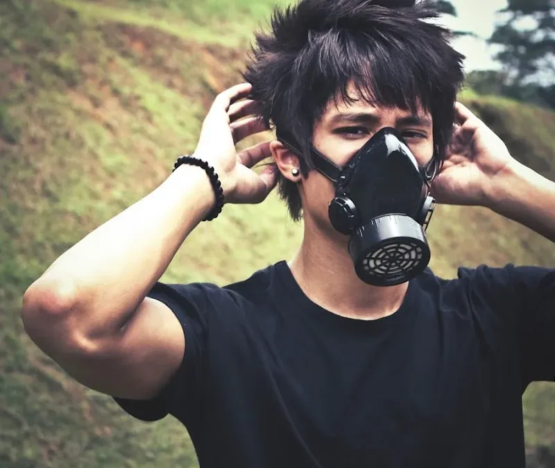 Julien Zheng Zheng Kho Budorovits – Julien Bam